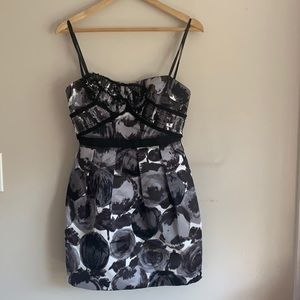 BCBGMaxAzria petites cocktail mini dress -  Size 6P